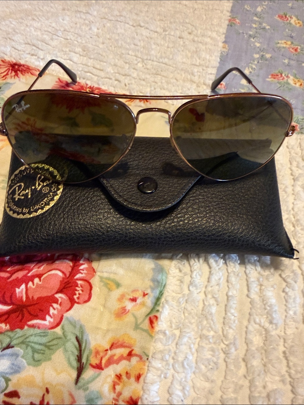 Ray-Ban Men’s Aviator Sunglasses - Gold Frame with Dark Green Lenses